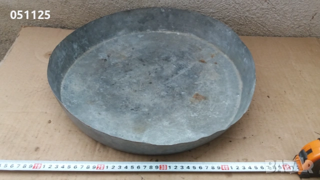 кована възрожденска бакърена тава за погачи , снимка 2 - Антикварни и старинни предмети - 54034112