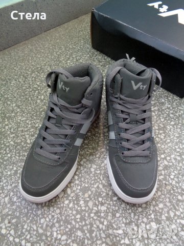 Дамски / детски високи кецове Deichmann / Victory, с кутия, снимка 7 - Кецове - 32153852