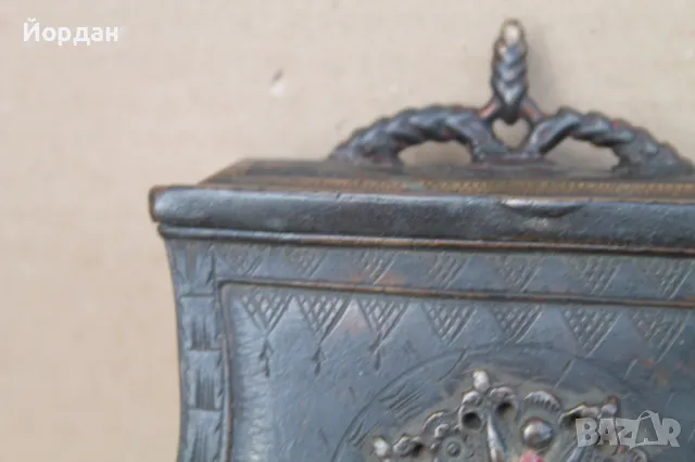 Оригинална бронзова барутница, снимка 3 - Антикварни и старинни предмети - 47259371