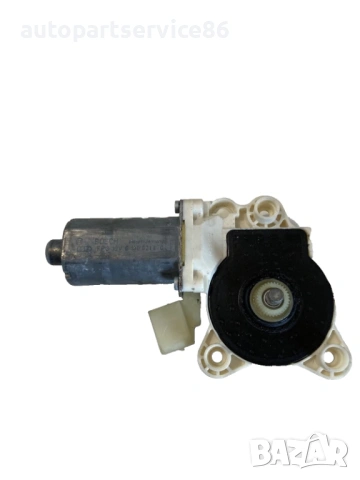 Мотор за прозорец предна лява врата за Mercedes W211 280 CDI (2007) 0130821970