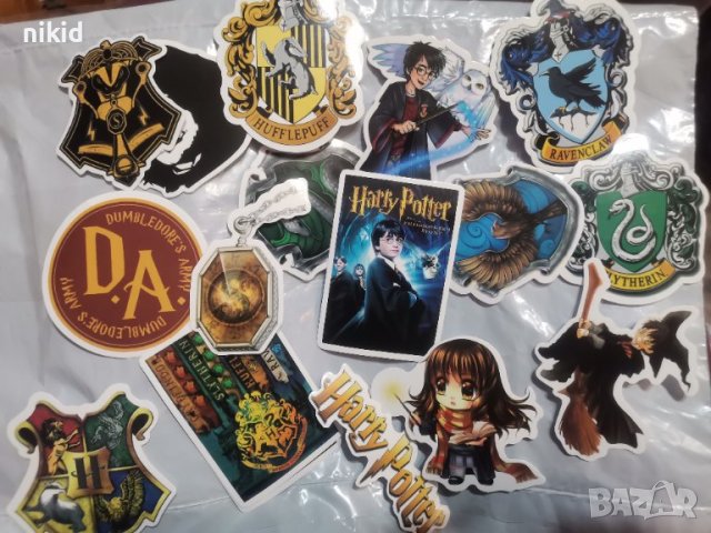 3 вид 50 бр Хари Потър harry potter самозалепващи лепенки стикери за украса декор картонена торта, снимка 2 - Други - 42810726