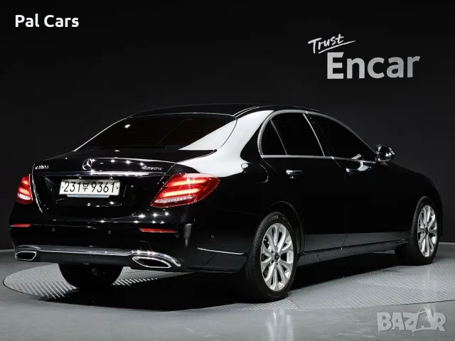Mercedes-Benz E220d 4MATIC Exclusive 2019 от Корея, снимка 2 - Автомобили и джипове - 56487021