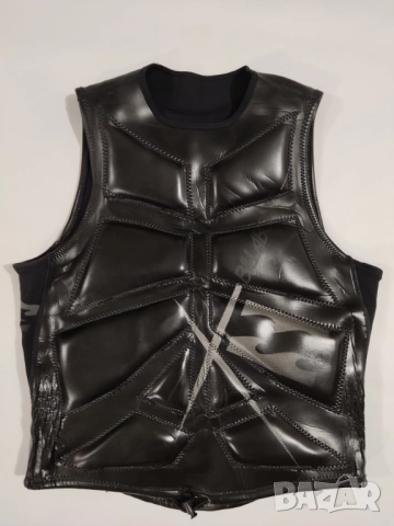 Най-добрите висок клас жилетки за джет,уейкборд,кайт и др.водни спортове, снимка 15 - Водни спортове - 28891351