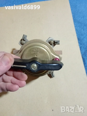 Съветски електрически ключ , снимка 2 - Резервни части за машини - 53377332