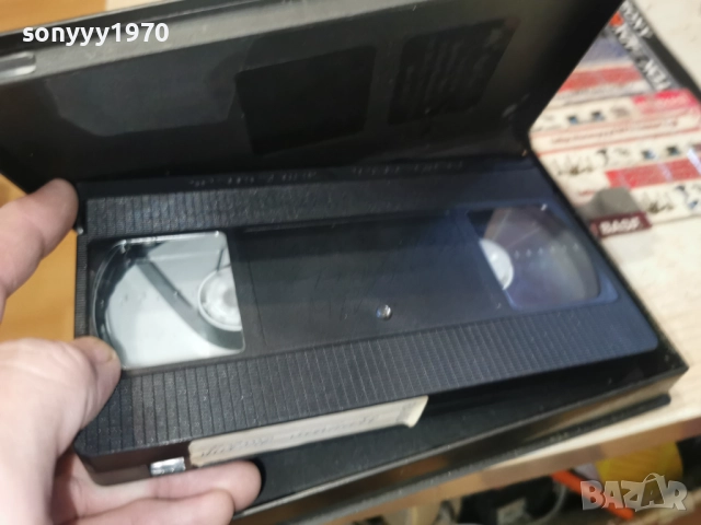 МОЕТО МОМИЧЕ-VHS 3112250949, снимка 6 - Други жанрове - 52942300