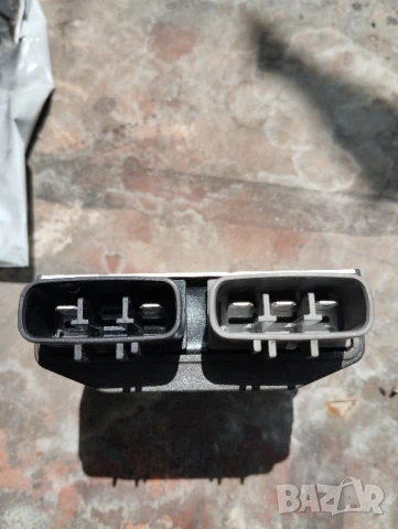 Оригиналното реле регулатор за Yamaha xv 1900 Stratoliner ,Rider ...., снимка 3 - Части - 50879601