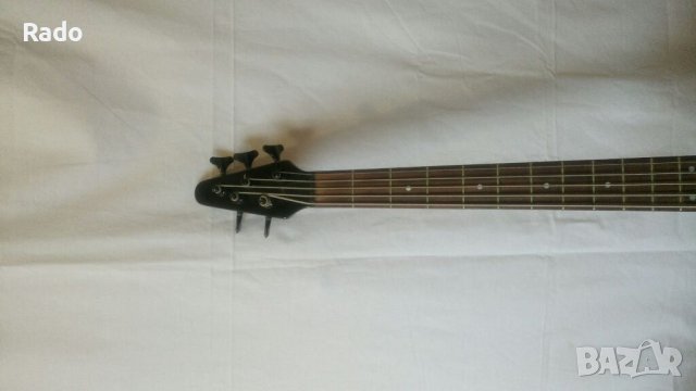 Продавам бас 5 струнна китара"Hohner" , снимка 2 - Струнни инструменти - 40250994