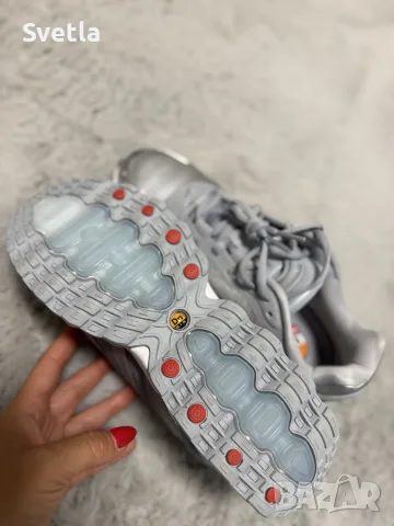маратонки Nike W air max DN8, снимка 2 - Маратонки - 56508554