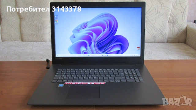 17.3 инча Lenovo с 8 GB DDR4,SSD