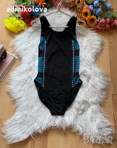 Цял бански, снимка 1