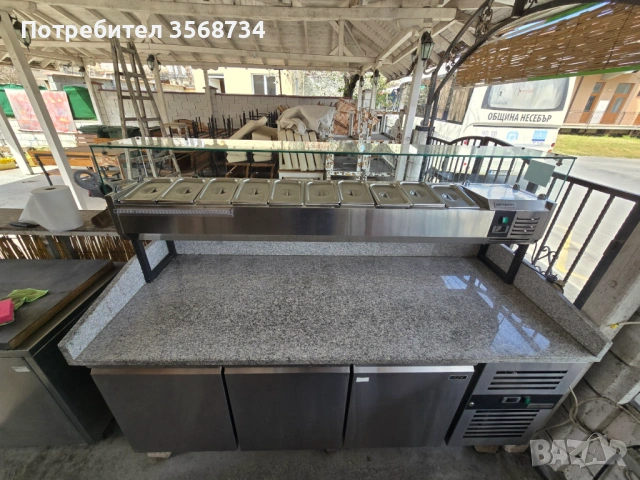 Пицарска маса с хладилник и витрина GGM Gastro