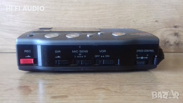 Sony TCM-77V Walkman, снимка 4 - Декове - 40452927