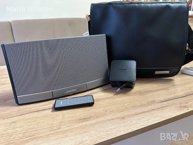 Тонколона Bose SoundDock