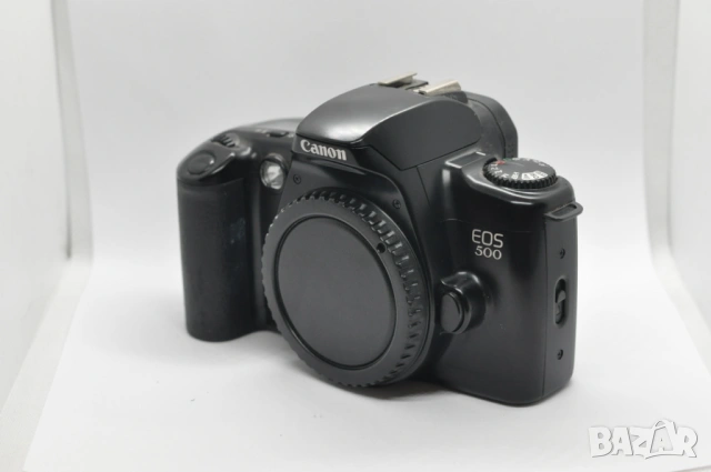 Фотоапарат Canon EOS 500, снимка 4 - Фотоапарати - 53288697