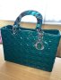ЧИСТО НОВА Christian Dior Елегантна дамска чанта в зелено, снимка 1 - Чанти - 42316610