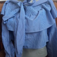 Елегантна къса блузка , снимка 2 - Блузи с дълъг ръкав и пуловери - 42389474