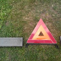 Оригинален сгъваем триъгълник със стойка и светлоотразителна триъгълна лента за Ситроен!, снимка 5 - Аксесоари и консумативи - 29468223