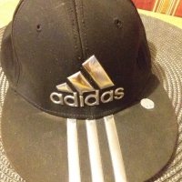 Оригинална шапка на Adidas с козирка, L-XL, снимка 2 - Шапки - 36937078