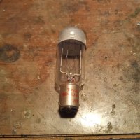 Светкавица tungsram лампа, снимка 1 - Светкавици, студийно осветление - 33957246