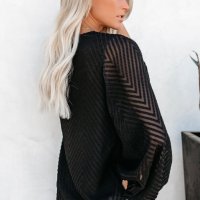 Дамска елегантна блуза с дълъг ръкав тип балон в черно, снимка 2 - Блузи с дълъг ръкав и пуловери - 40526086