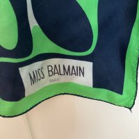 BALMAIN оригинален шал, снимка 2 - Шалове - 39988840