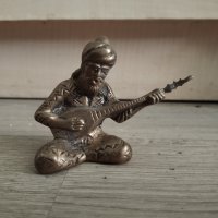Стара статуетка музикант, снимка 1 - Други ценни предмети - 44341686