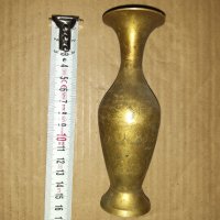 Бронзова ваза, снимка 1 - Антикварни и старинни предмети - 31639867