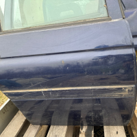 Задна дясна синя врата Форд Ескорт 7 комби Ford Escort VII, снимка 2 - Части - 44615596