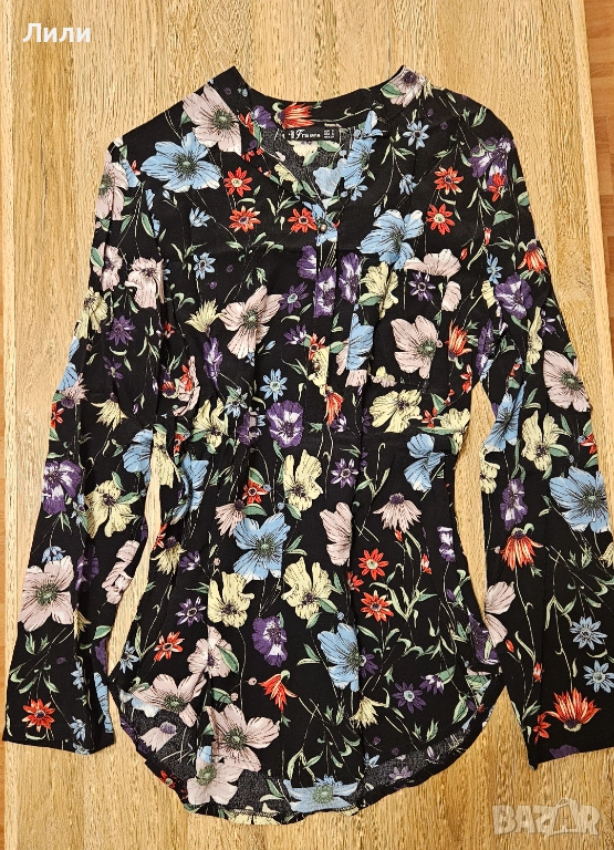 Дамски ризи, снимка 1