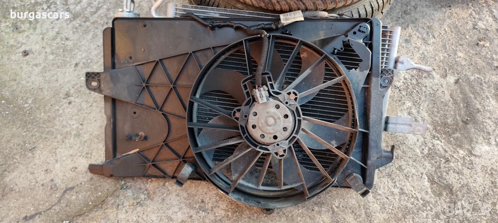 Перка вентилатор охлаждане 13224682 Opel Meriva 1.4-90к.с. - 100лв, снимка 1