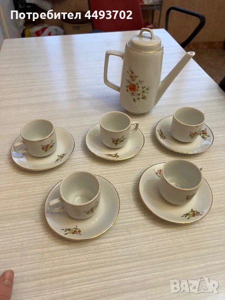 Комплект чайник + 5 чашки с чинийки, снимка 1