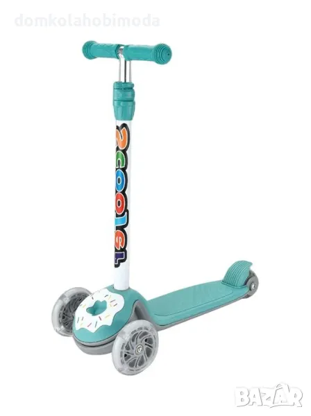 Тротинетка, Метална, 3 колела с LED светлина, Регулируемо кормило, 57x28x85 см, снимка 1