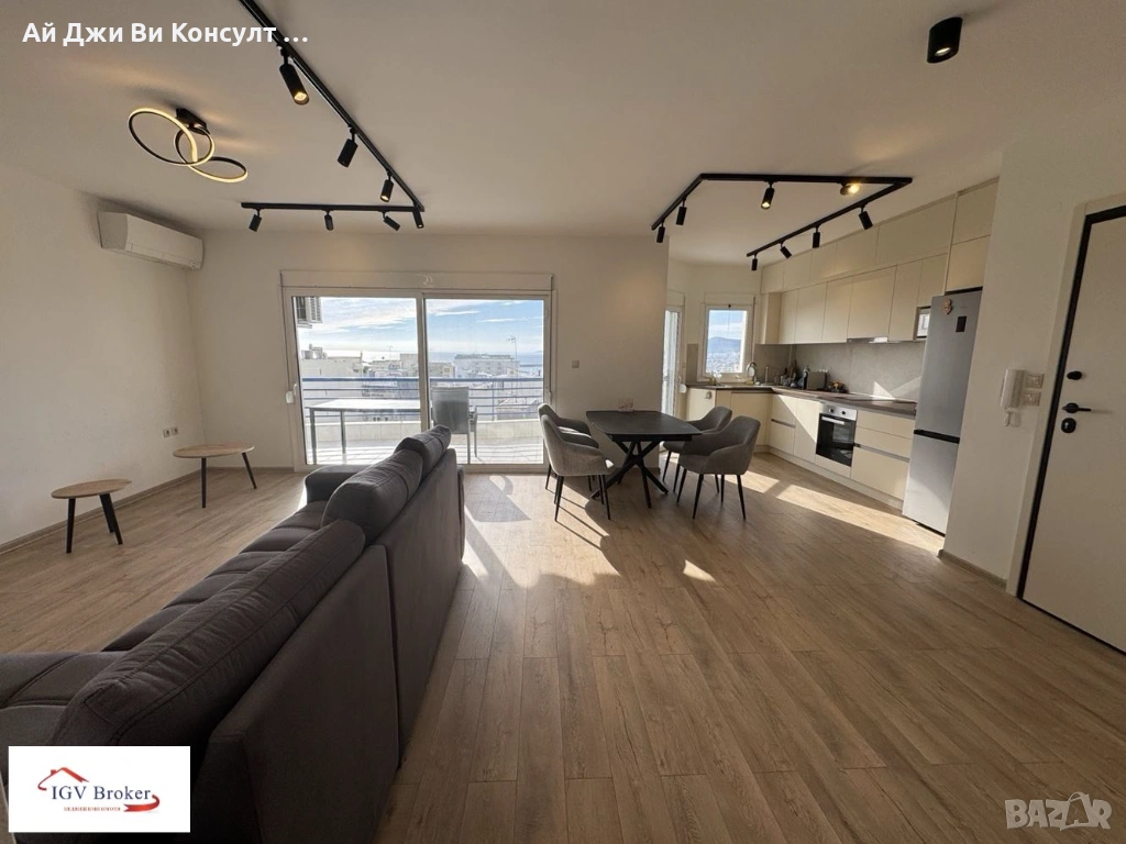 Тристаен апартамет в Кавала, Гърция, снимка 1