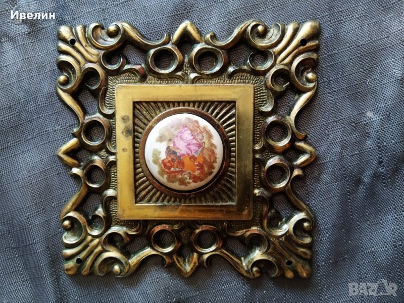 стара метална апликация, снимка 1