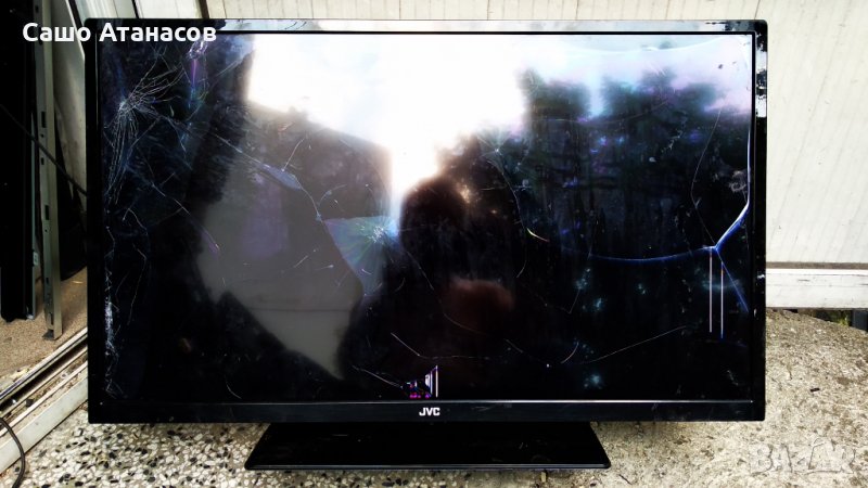 JVC LT-32VH30K със счупена матрица ,17IPS62 ,17MB140 ,VES315WNDS-2D-N14 ,17LD166 ,16Y_GH11MB7S4LV0.3, снимка 1