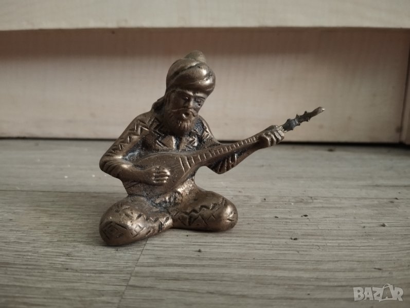 Стара статуетка музикант, снимка 1
