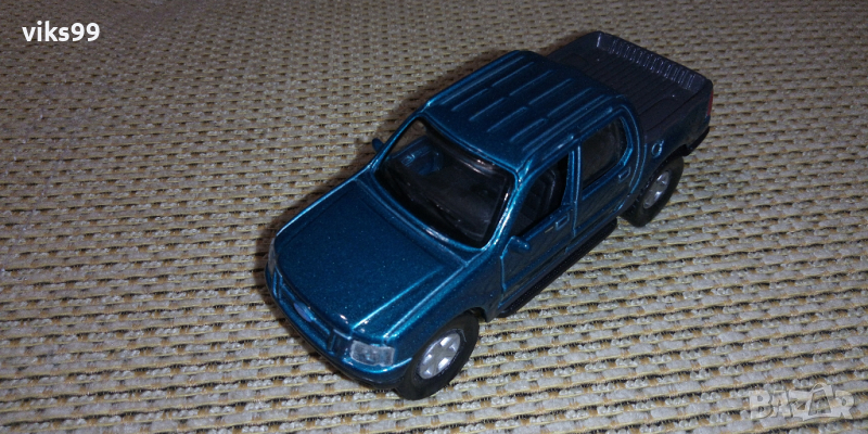 Maisto Ford Sport Trac Explorer 1:47, снимка 1