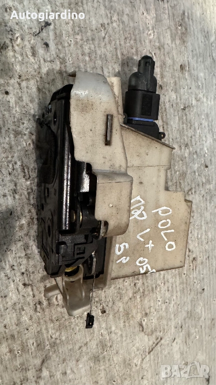 Брава за врата на VW Polo 2005 - POMTPE, снимка 1