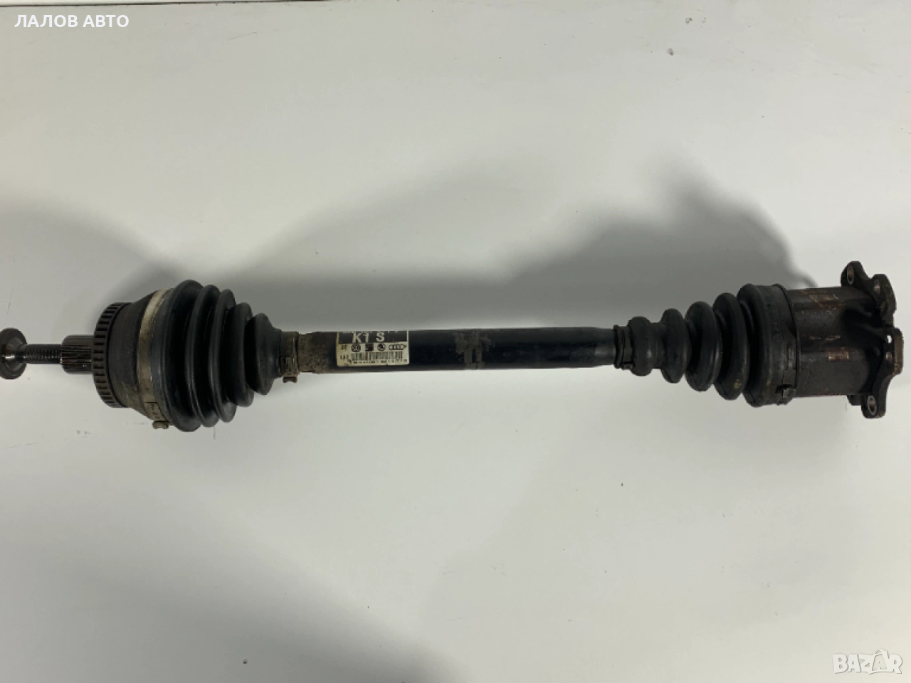 Предна лява полуоска Ауди A4 Predna lqva poluoska Audi A4 B6 8E0407271S, снимка 1
