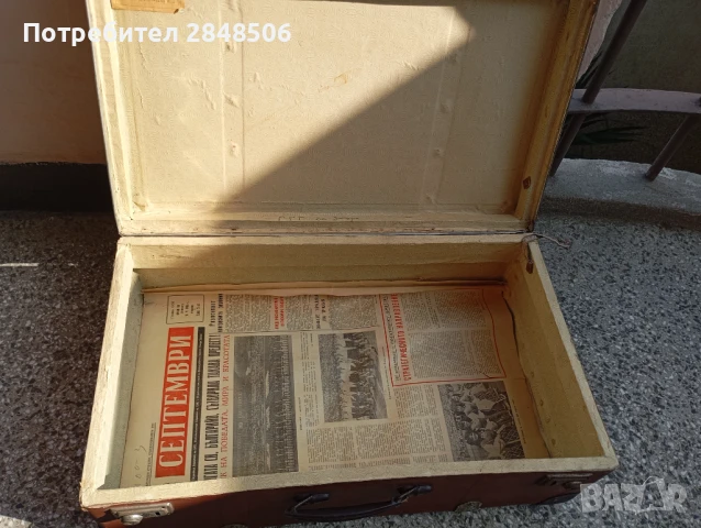 Продавам ретро куфар от 40-те години , снимка 5 - Куфари - 50645336