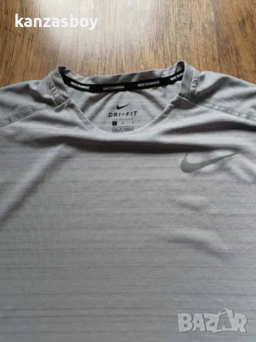 Nike Dry AJ7565-059 Miler Running Tee - страхотна мъжка тениска Л, снимка 2 - Тениски - 50180843