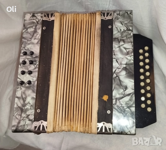 акордеон антика, снимка 4 - Акордеони - 52870479