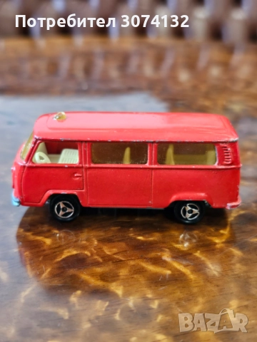 Продавам метална количка VW FOURGON