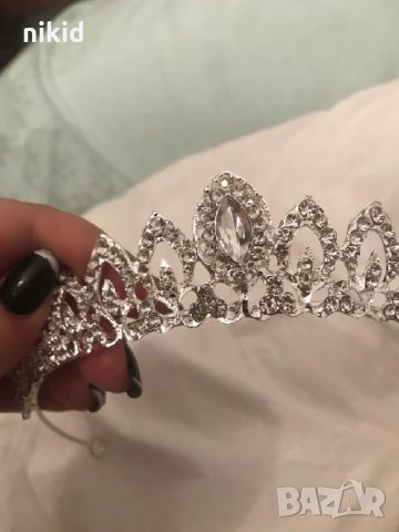 Кралска Корона Тиара Диадема метална сребриста с камъни детска дамска , снимка 3 - Аксесоари за коса - 29885708