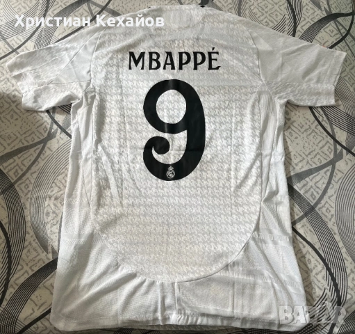 Уникална фланелка на Реал Мадрид, снимка 2 - Футбол - 53942546