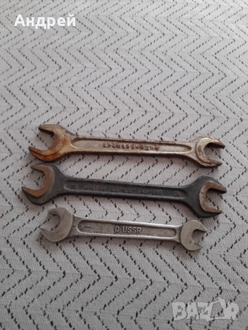 Стар гаечни ключове