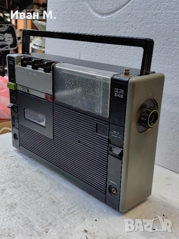 Радиокасетофон Philips RR 242 , снимка 2 - Радиокасетофони, транзистори - 51845377