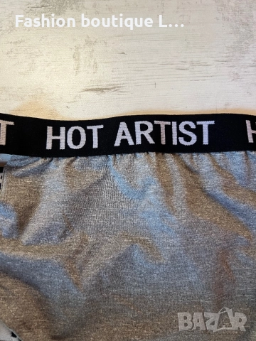 Нов комплект в сив цвят с черни еластични ленти с надпис hot artist, снимка 8 - Бельо - 52236315
