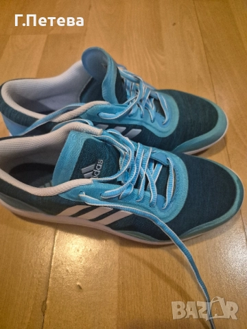 Маратонки Adidas, снимка 2 - Детски маратонки - 52497186