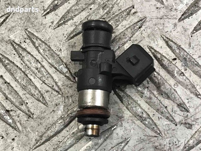 Дюза Renault Clio,1.2i,16v,2005г.